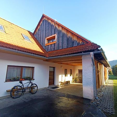 Vidiecky apartmán Kubo Pavčina Lehota Exterior foto